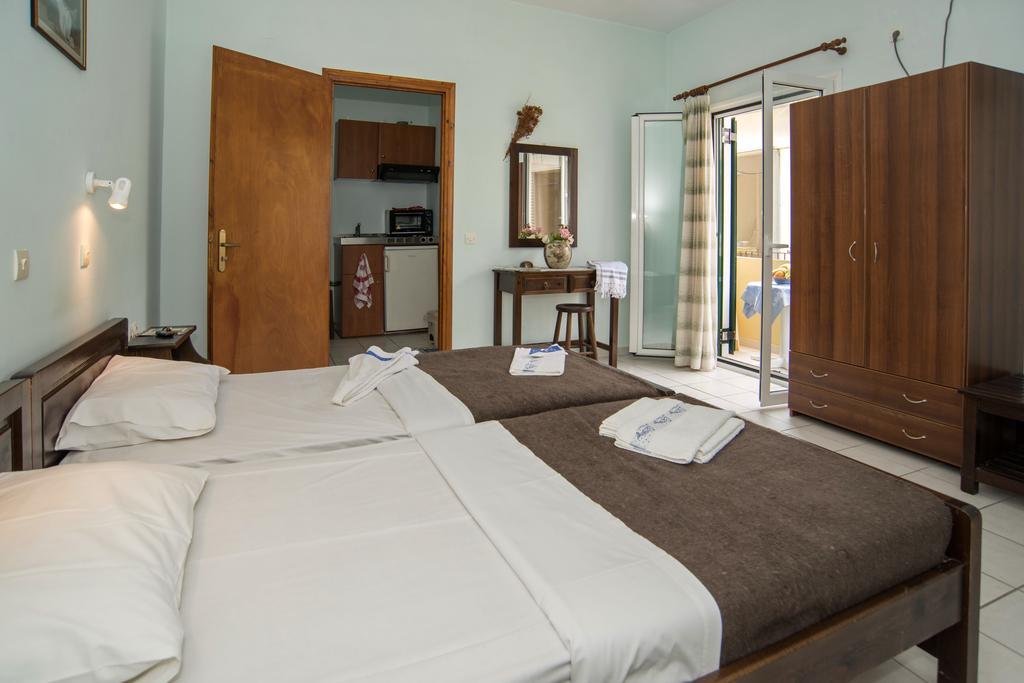 Studios Leandros Lakka  Ngoại thất bức ảnh